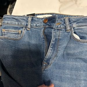 DL1961 Jackie Instaslim Cropped Flare Jean